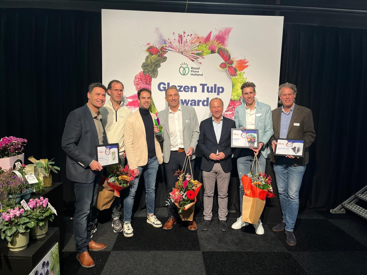 Prix du public et 2e prix du jury professionnel lors des Glazen Tulp Awards organisés par Flora Holl