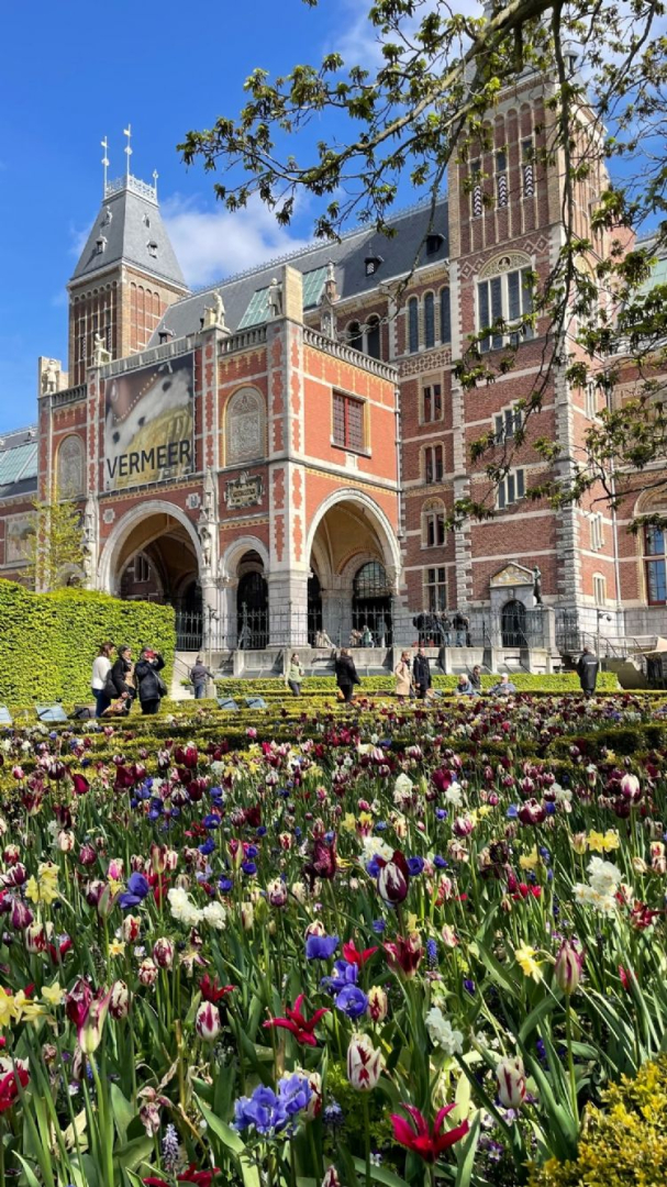 Belangrijke rol voor bloembollen in gevarieerdere natuurlijke beplanting voor tuin Rijksmuseum 