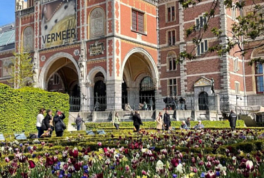Belangrijke rol voor bloembollen in gevarieerdere natuurlijke beplanting voor tuin Rijksmuseum 